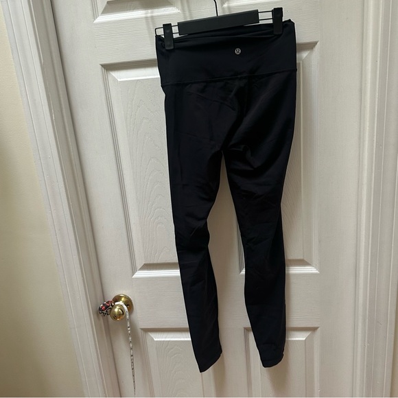 Lululemon Wunder Under Black High-Waisted Leggings 6 - Picture 5 of 6